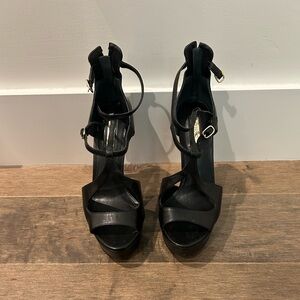 Guess stilletto